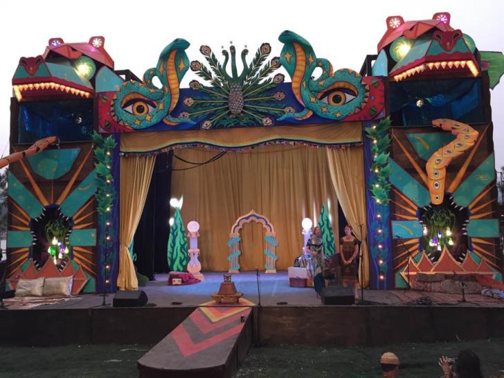 Name:  awsome stage.jpg
Views: 854
Size:  65.1 KB